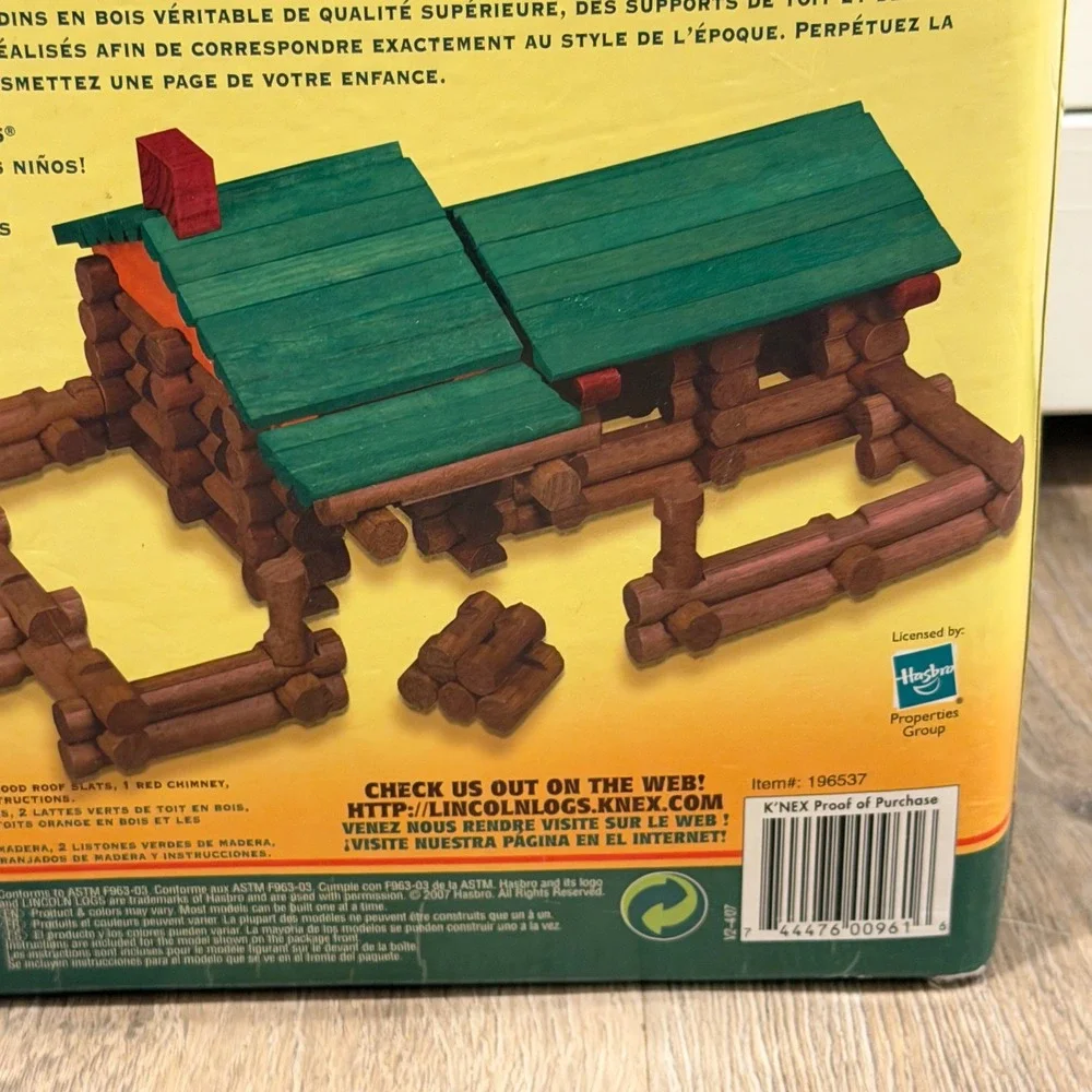 Lincoln Logs Fort Wilderness Building Set Brown Wood Pieces Storage Bin